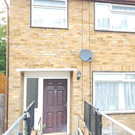 61 Baker Street Apartamento Luton  Exterior foto