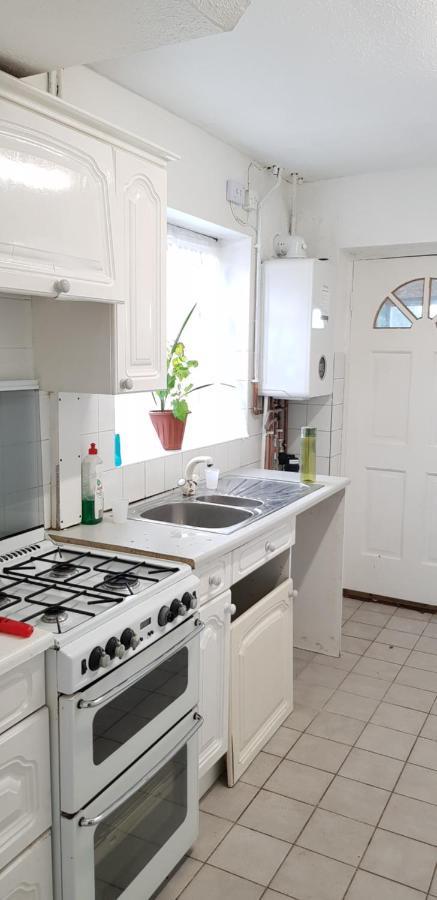 61 Baker Street Apartamento Luton  Exterior foto